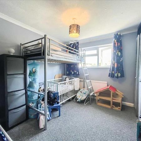 هيميل هيمبستيد Nice, Bright & Friendly Home المظهر الخارجي الصورة